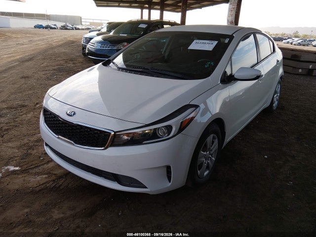 KIA FORTE LX 2018 3KPFK4A79JE183589 Image 2