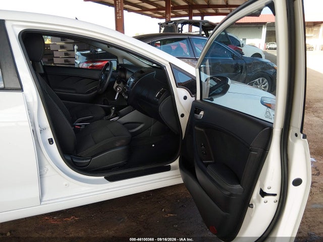 KIA FORTE LX 2018 3KPFK4A79JE183589 Image 5