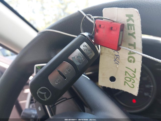 46100411 :رقم المزاد ، 3MZBN1U76HM105297 vin ، 2017 Mazda Mazda3 Sport مزاد بيع