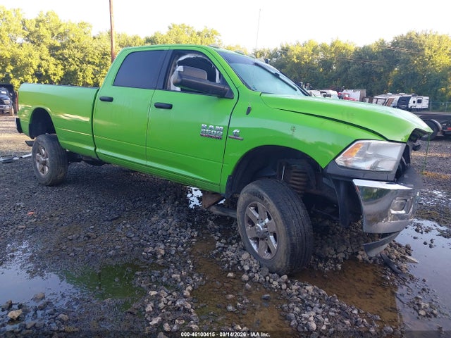 46100415 :رقم المزاد ، 3C6UR5JL0FG669491 vin ، 2015 Ram 2500 Big Horn مزاد بيع