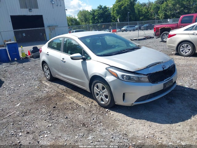 2017 Kia Forte Lx მანქანა იყიდება აუქციონზე, vin: 3KPFK4A77HE028016, აუქციონის ნომერი: 46100417