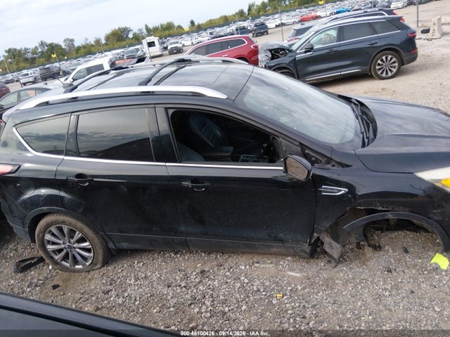 2017 Ford Escape Titanium მანქანა იყიდება აუქციონზე, vin: 1FMCU9J99HUB79352, აუქციონის ნომერი: 46100426
