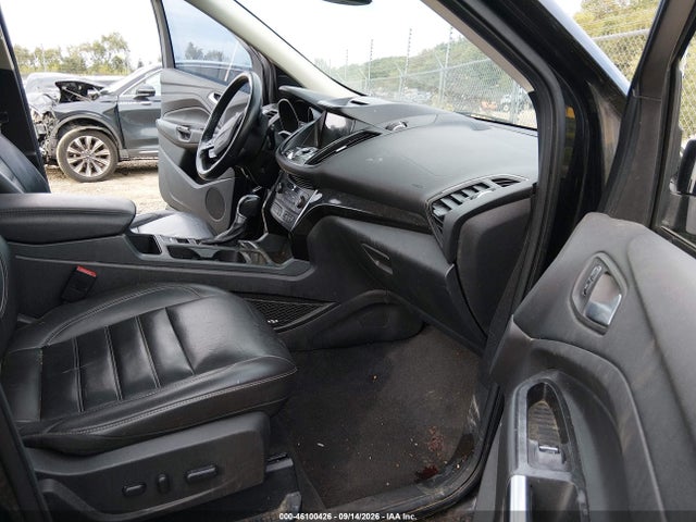 2017 Ford Escape Titanium მანქანა იყიდება აუქციონზე, vin: 1FMCU9J99HUB79352, აუქციონის ნომერი: 46100426