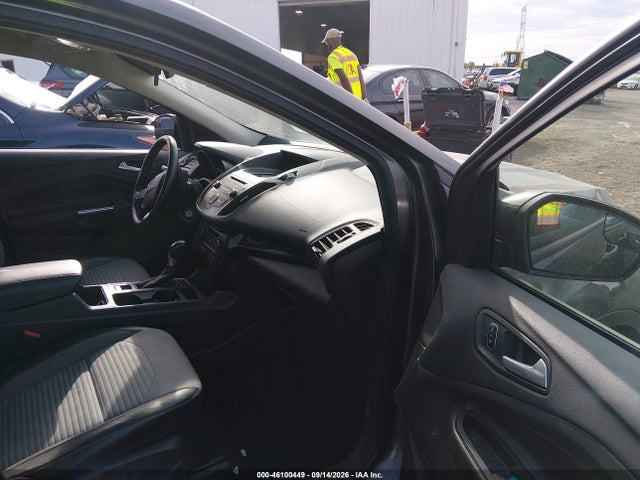 2017 Ford Escape Se მანქანა იყიდება აუქციონზე, vin: 1FMCU9G99HUA18331, აუქციონის ნომერი: 46100449