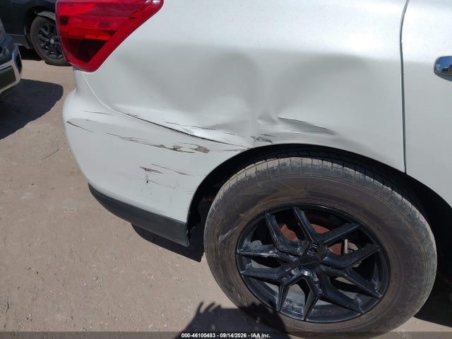 Продажа на аукционе авто 2017 Nissan Pathfinder Sl, vin: 5N1DR2MN1HC633699, номер лота: 46100483