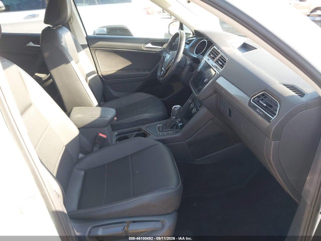 2019 Volkswagen Tiguan 2.0t Se/2.0t Sel/2.0t Sel R-line/2.0t Sel R-line Black მანქანა იყიდება აუქციონზე, vin: 3VV3B7AX7KM151897, აუქციონის ნომერი: 46100492