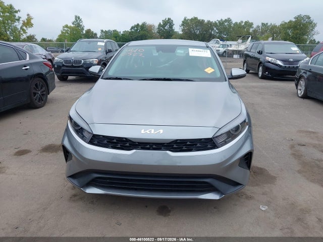 2024 Kia Forte Lxs მანქანა იყიდება აუქციონზე, vin: 3KPF24AD6RE816325, აუქციონის ნომერი: 46100522