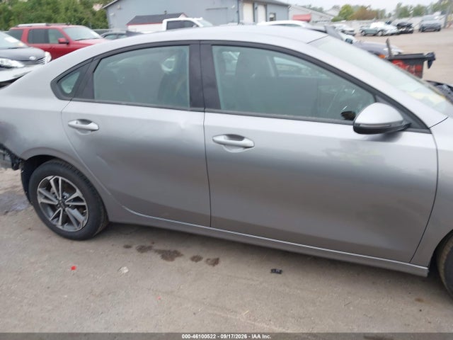 2024 Kia Forte Lxs მანქანა იყიდება აუქციონზე, vin: 3KPF24AD6RE816325, აუქციონის ნომერი: 46100522