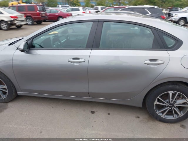 2024 Kia Forte Lxs მანქანა იყიდება აუქციონზე, vin: 3KPF24AD6RE816325, აუქციონის ნომერი: 46100522