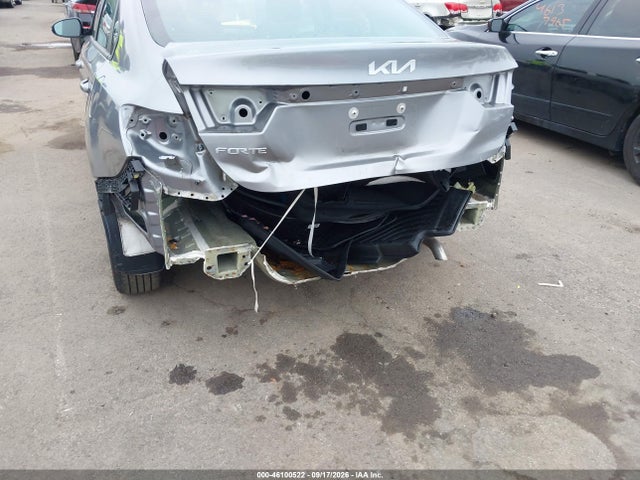 2024 Kia Forte Lxs მანქანა იყიდება აუქციონზე, vin: 3KPF24AD6RE816325, აუქციონის ნომერი: 46100522