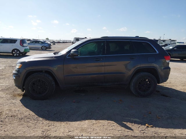 Продаж на аукціоні авто 2017 Jeep Grand Cherokee Laredo 4x2, vin: 1C4RJEAG0HC685608, номер лоту: 46100526
