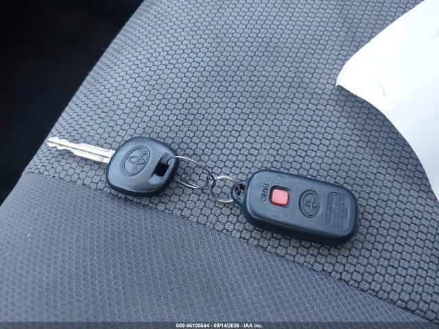 Продажа на аукционе авто 2006 Toyota Matrix Xr, vin: 2T1KR30E96C573022, номер лота: 46100544