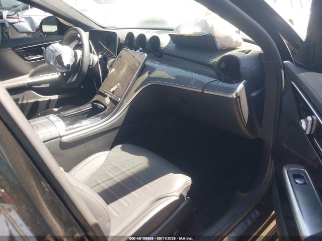 Mercedes-Benz C 300 2025 W1KAF4GB0SR274515 Image 5