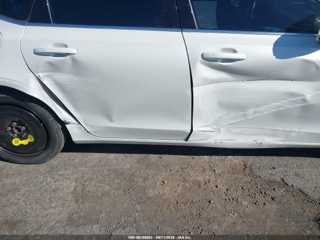 Volvo S90 T5 Momentum 2017 YV1102AK7H1009438 Image 6