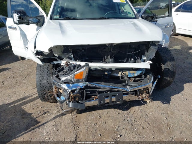 46100570 :رقم المزاد ، 1N6AA1E57KN529248 vin ، 2019 Nissan Titan Sv مزاد بيع