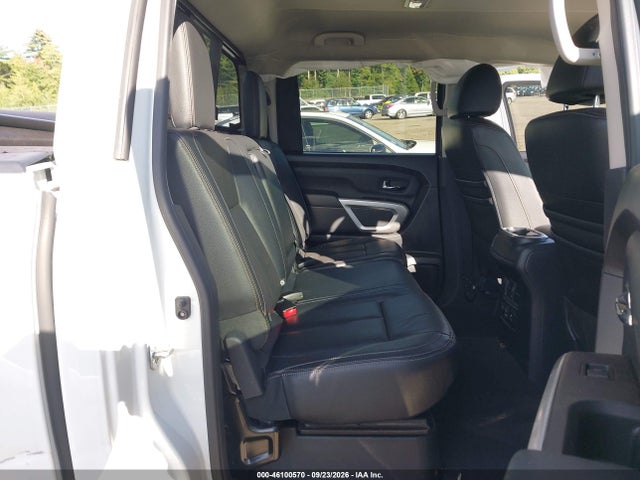46100570 :رقم المزاد ، 1N6AA1E57KN529248 vin ، 2019 Nissan Titan Sv مزاد بيع