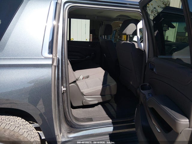 46100575 :رقم المزاد ، 1GNSKGKC0LR105650 vin ، 2020 Chevrolet Suburban 4wd Ls مزاد بيع