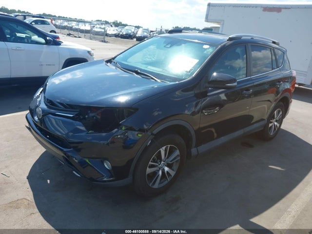 46100588 :رقم المزاد ، 2T3WFREV8HW379130 vin ، 2017 Toyota Rav4 Xle مزاد بيع