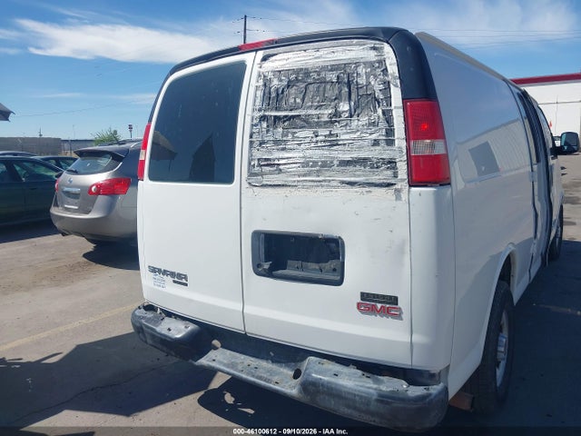 GMC Savana 2500 Work Van 2015 1GTW7GCG7F1238809 Image 16