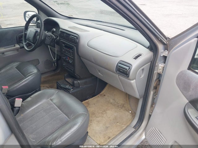 46100616 :رقم المزاد ، 1GNDX13E2YD215868 vin ، 2000 Chevrolet Venture Plus مزاد بيع
