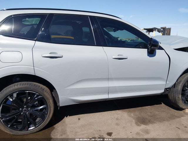 2026 Volvo Xc60 B5 Ultra Black Edition მანქანა იყიდება აუქციონზე, vin: YV4M12RD0T1324500, აუქციონის ნომერი: 46100628