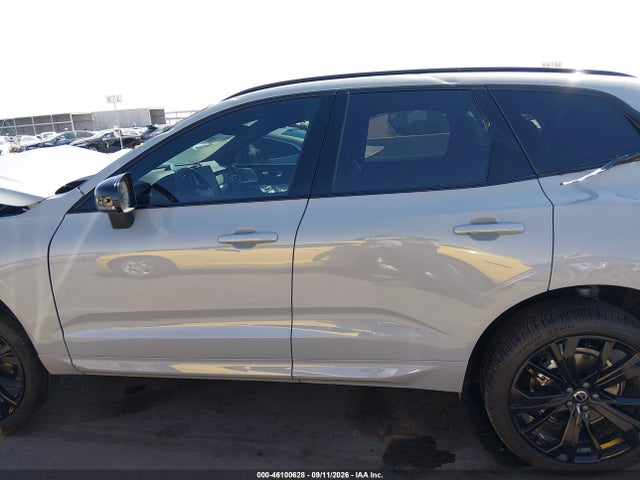 2026 Volvo Xc60 B5 Ultra Black Edition მანქანა იყიდება აუქციონზე, vin: YV4M12RD0T1324500, აუქციონის ნომერი: 46100628