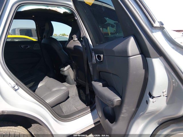 2026 Volvo Xc60 B5 Ultra Black Edition მანქანა იყიდება აუქციონზე, vin: YV4M12RD0T1324500, აუქციონის ნომერი: 46100628