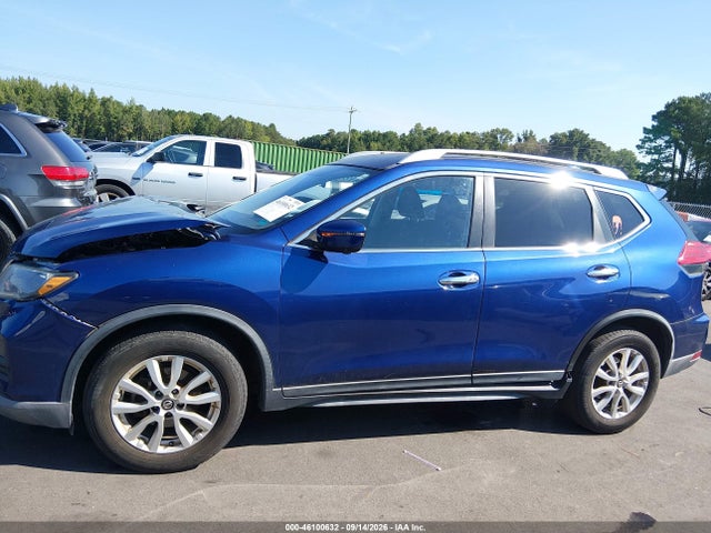 46100632 :رقم المزاد ، KNMAT2MT5HP565648 vin ، 2017 Nissan Rogue Sv مزاد بيع