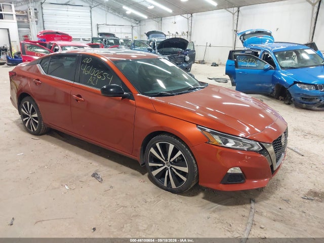 46100654 :رقم المزاد ، 1N4BL4CW7MN377463 vin ، 2021 Nissan Altima Sr Intelligent Awd مزاد بيع