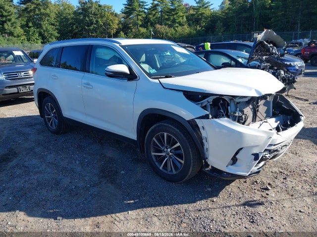 Продаж на аукціоні авто 2019 Toyota Highlander Xle, vin: 5TDJZRFH5KS706277, номер лоту: 46100669