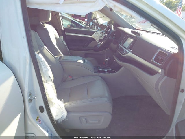2019 Toyota Highlander Xle მანქანა იყიდება აუქციონზე, vin: 5TDJZRFH5KS706277, აუქციონის ნომერი: 46100669