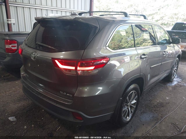 46100685 :رقم المزاد ، 5TDJZRFH0KS571645 vin ، 2019 Toyota Highlander Xle مزاد بيع