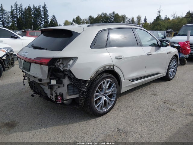 2021 Audi E-tron Prestige Quattro მანქანა იყიდება აუქციონზე, vin: WA1VABGE8MB003202, აუქციონის ნომერი: 46100695