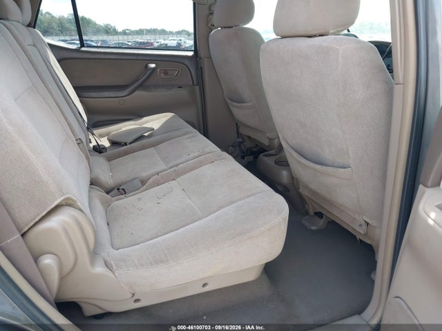 46100703 :رقم المزاد ، 5TDZT34A34S212557 vin ، 2004 Toyota Sequoia Sr5 V8 مزاد بيع