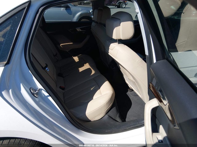 Продажа на аукционе авто 2017 Audi A4 2.0t Premium, vin: WAUGNAF47HN004350, номер лота: 46100716
