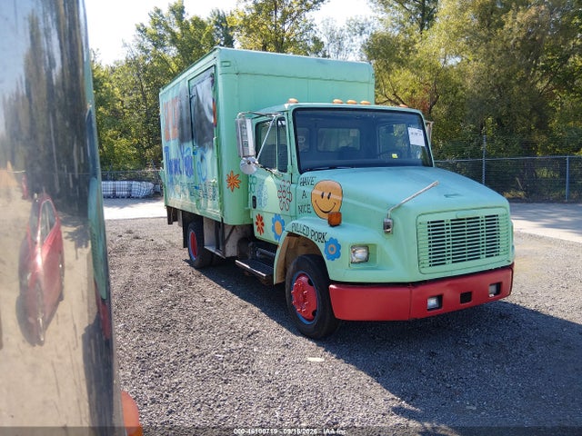 46100719 :رقم المزاد ، 1FV3GJAC21HH10583 vin ، 2001 Freightliner Medium Conventional Fl60 مزاد بيع