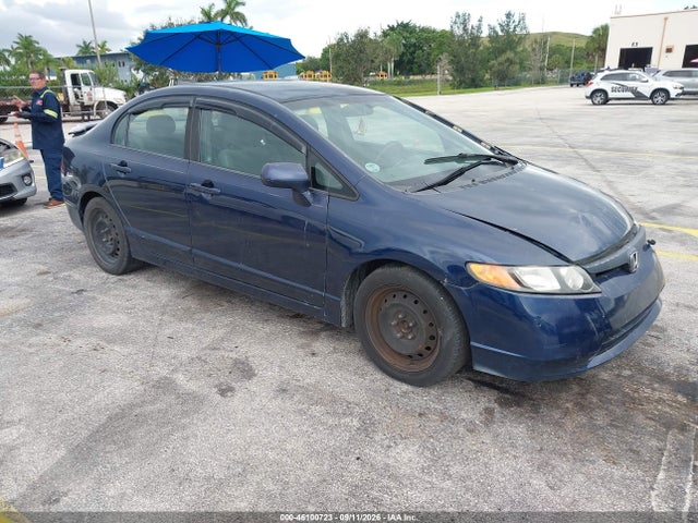 46100723 :رقم المزاد ، 1HGFA16528L046831 vin ، 2008 Honda Civic Lx مزاد بيع