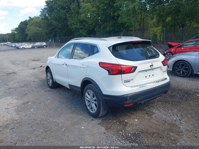 46100738 :رقم المزاد ، JN1BJ1CR1HW113277 vin ، 2017 Nissan Rogue Sport Sv مزاد بيع