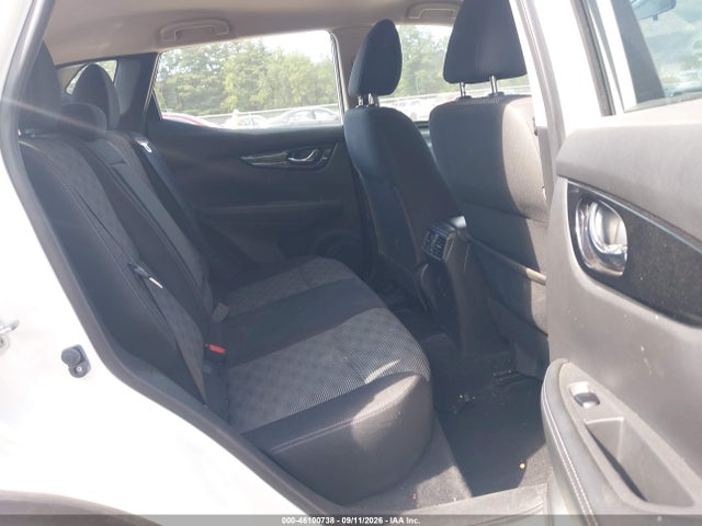 46100738 :رقم المزاد ، JN1BJ1CR1HW113277 vin ، 2017 Nissan Rogue Sport Sv مزاد بيع