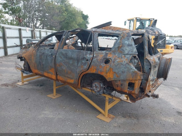 2011 Toyota Rav4 Limited V6 მანქანა იყიდება აუქციონზე, vin: 2T3DK4DV6BW064227, აუქციონის ნომერი: 46100778