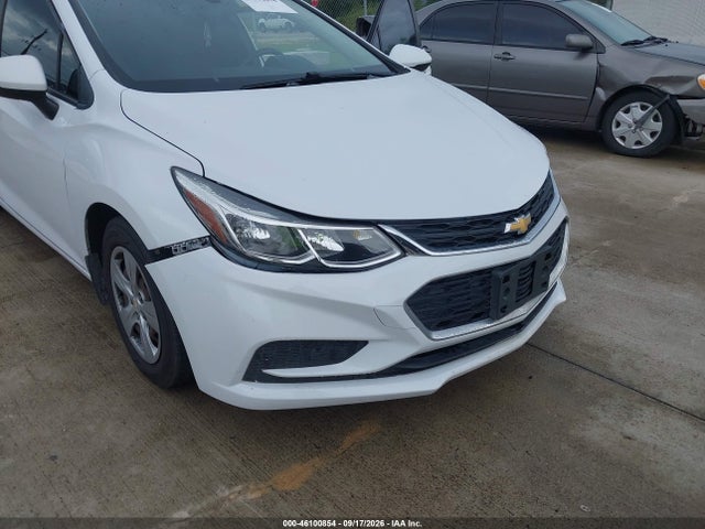 46100854 :رقم المزاد ، 1G1BC5SM8H7154559 vin ، 2017 Chevrolet Cruze Ls Auto مزاد بيع