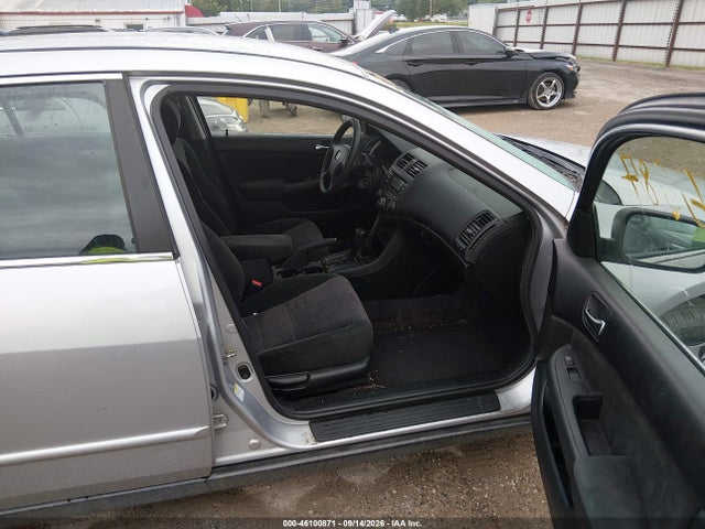 Продажа на аукционе авто 2005 Honda Accord 2.4 Lx, vin: 1HGCM56415A086270, номер лота: 46100871