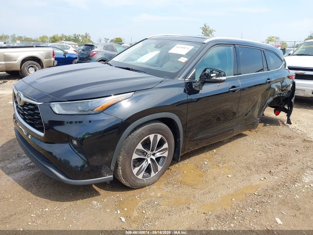 46100874 :رقم المزاد ، 5TDGZRBH4NS203568 vin ، 2022 Toyota Highlander Xle مزاد بيع