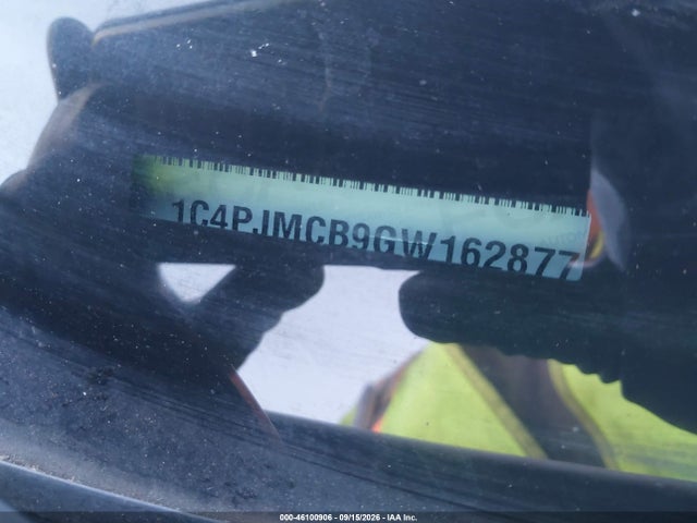 46100906 :رقم المزاد ، 1C4PJMCB9GW162877 vin ، 2016 Jeep Cherokee Latitude مزاد بيع