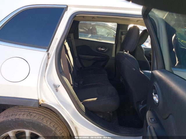 46100906 :رقم المزاد ، 1C4PJMCB9GW162877 vin ، 2016 Jeep Cherokee Latitude مزاد بيع