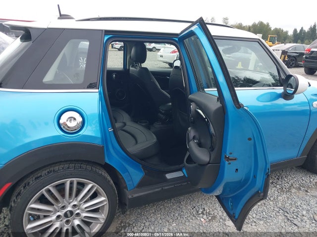Продаж на аукціоні авто 2015 Mini Hardtop Cooper S, vin: WMWXU3C50F2B66236, номер лоту: 46100931