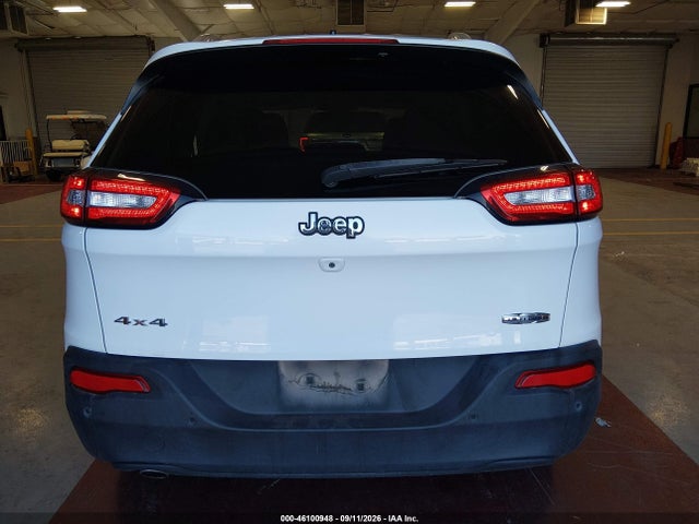 46100948 :رقم المزاد ، 1C4PJMCB8JD559256 vin ، 2018 Jeep Cherokee Latitude 4x4 مزاد بيع