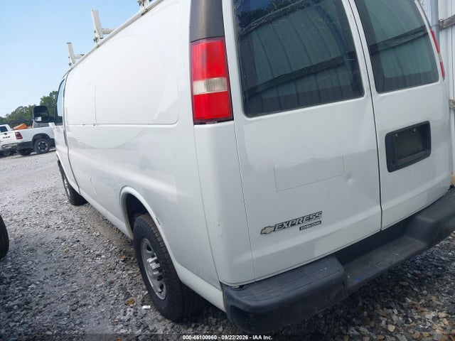 2015 Chevrolet Express 2500 Work Van მანქანა იყიდება აუქციონზე, vin: 1GCWGGCF6F1258069, აუქციონის ნომერი: 46100960