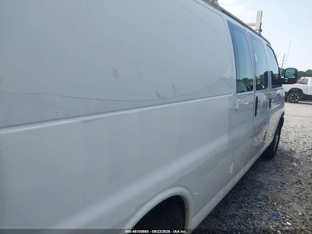 2015 Chevrolet Express 2500 Work Van მანქანა იყიდება აუქციონზე, vin: 1GCWGGCF6F1258069, აუქციონის ნომერი: 46100960