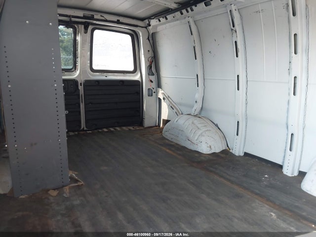 2015 Chevrolet Express 2500 Work Van მანქანა იყიდება აუქციონზე, vin: 1GCWGGCF6F1258069, აუქციონის ნომერი: 46100960